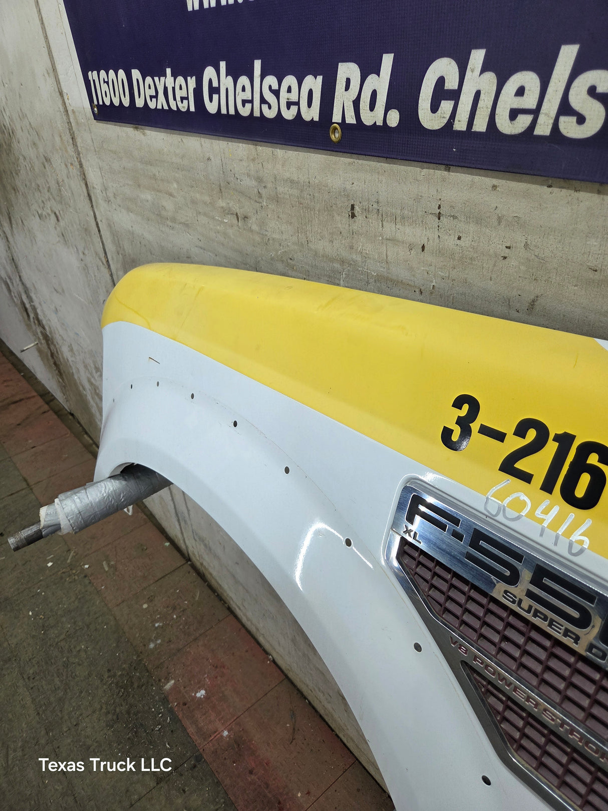 2011-2016 Ford Super Duty F450 F550 LH Driver Side Front Fender