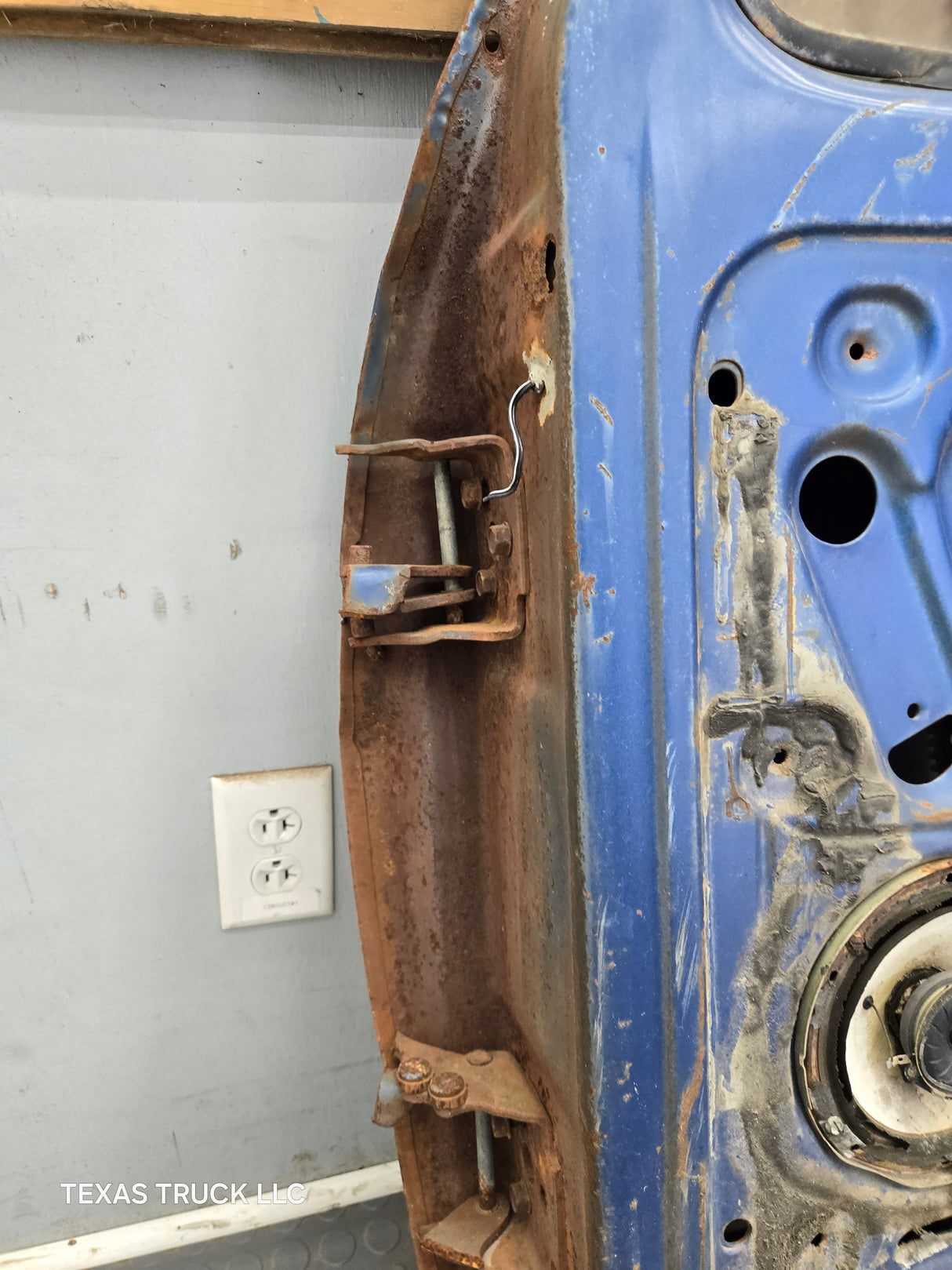 1973-1979 Ford F100 F150 F250 F350 RH Passenger Side Front Door