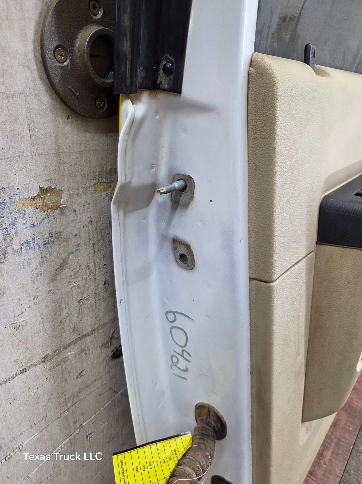 1999-2011 Ford Super Duty F250 F350 F450 F550 RH Crew Cab Passenger Side Rear Door