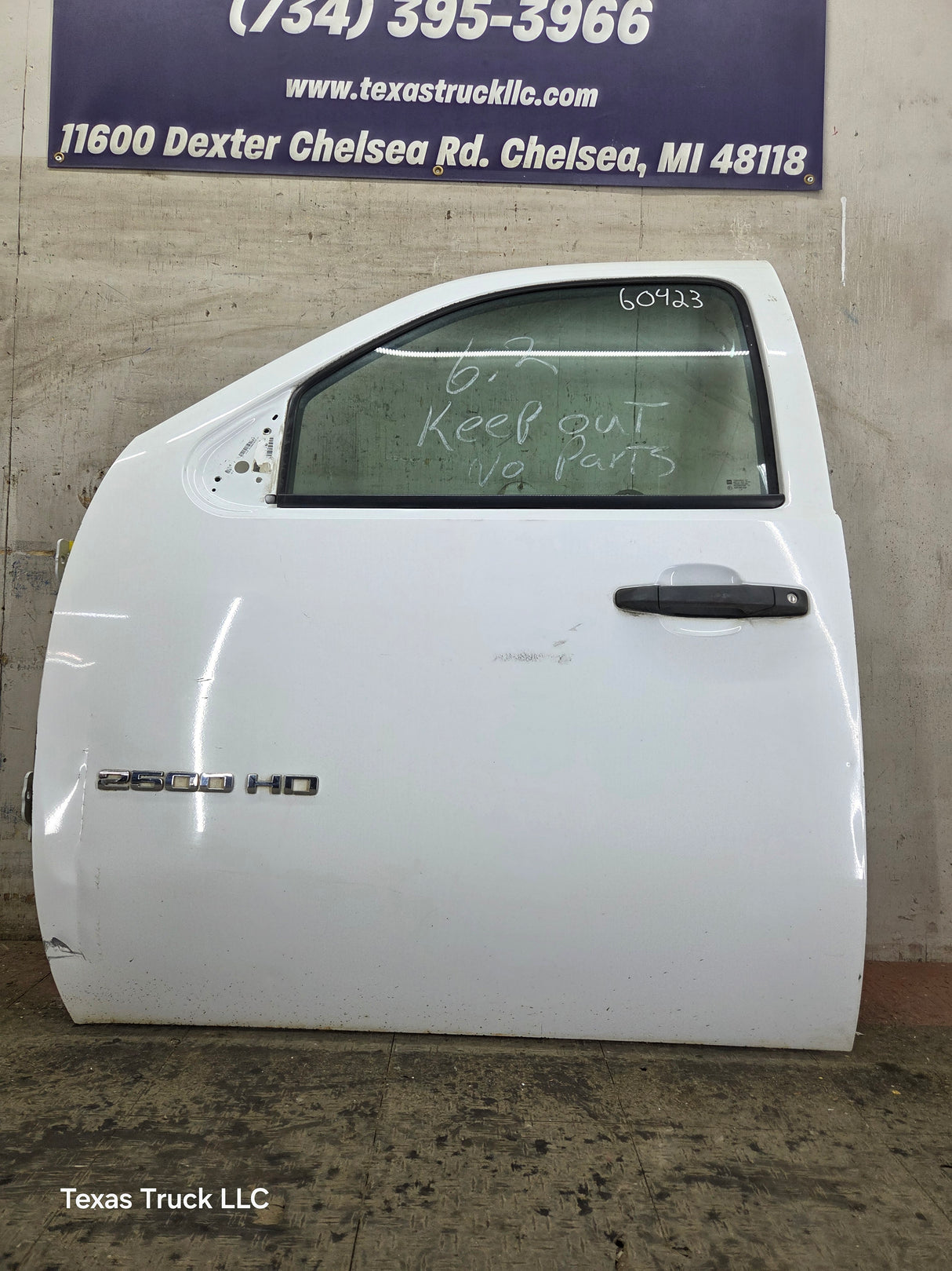 2007-2013 Chevrolet Silverado / GMC Sierra 1500 2500 3500 HD LH Front Driver Side Door
