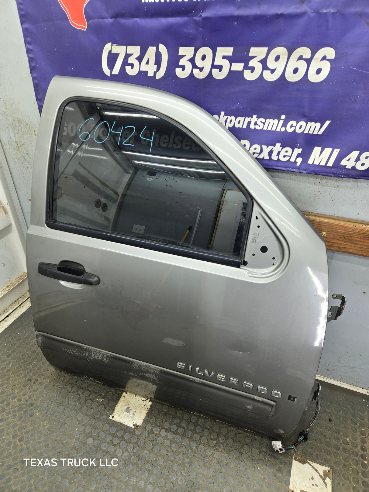 2004-2012 Chevrolet Colorado / GMC Canyon Passenger Side Crew Cab Door RH