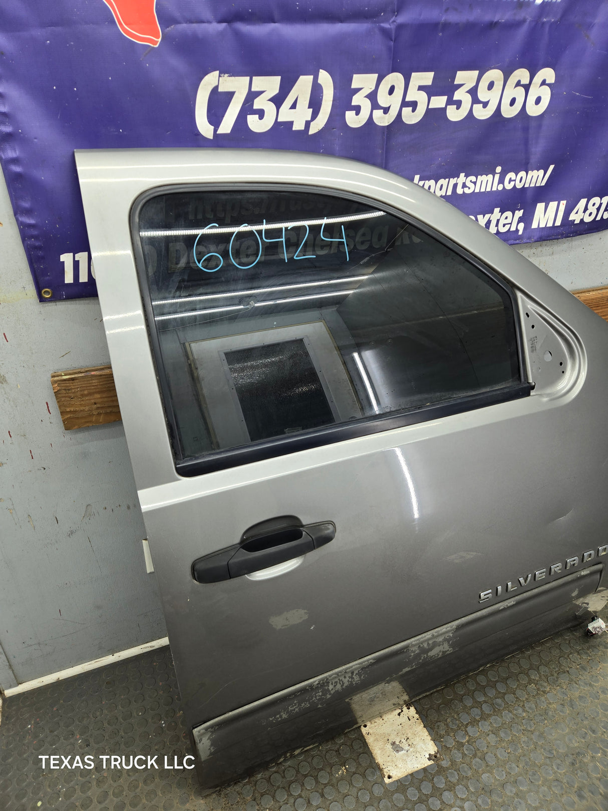 2004-2012 Chevrolet Colorado / GMC Canyon Passenger Side Crew Cab Door RH