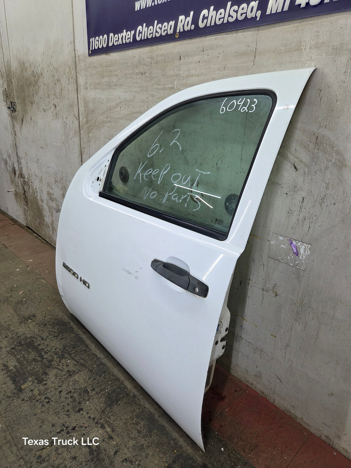 2007-2013 Chevrolet Silverado / GMC Sierra 1500 2500 3500 HD LH Front Driver Side Door