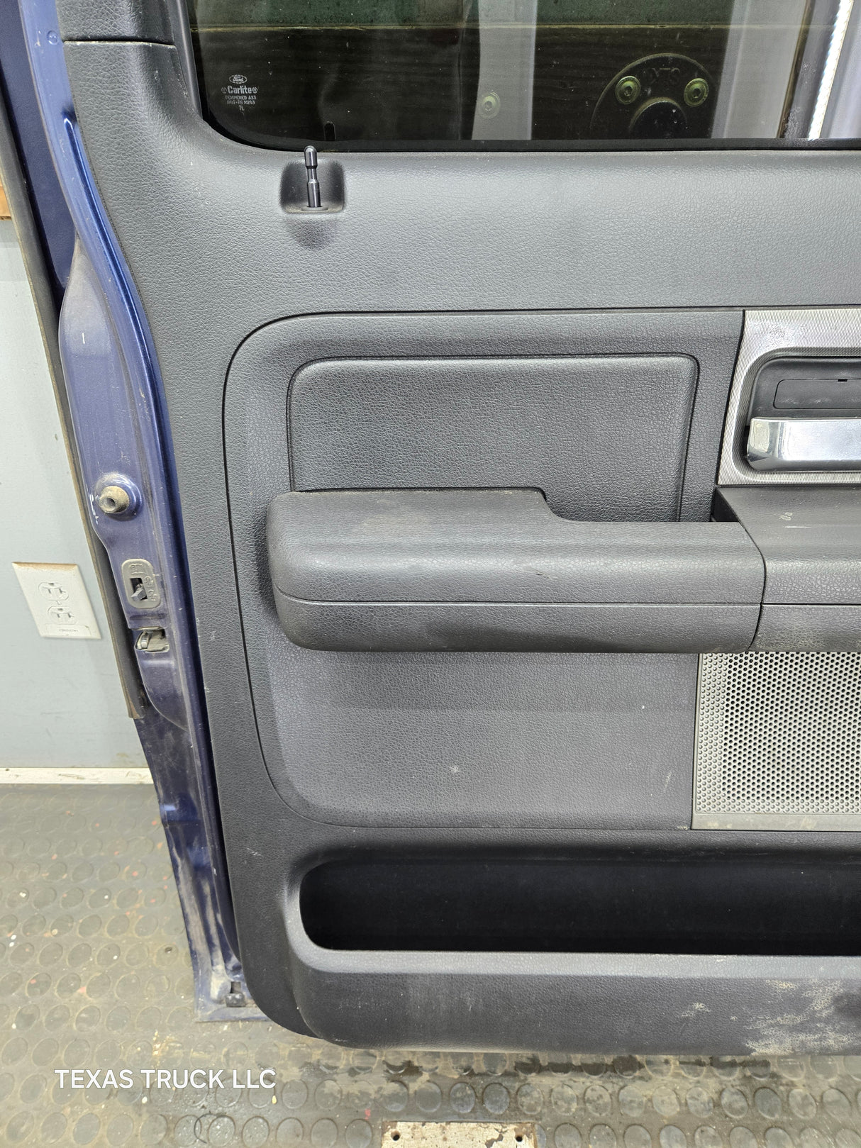 2004-2008 Ford F150 Rear LH Driver Crew Cab Door