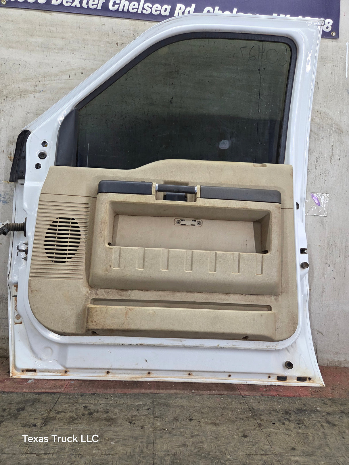1999-2011 Ford Super Duty / Excursion Front Passenger RH Door F250 F350 F450 F550