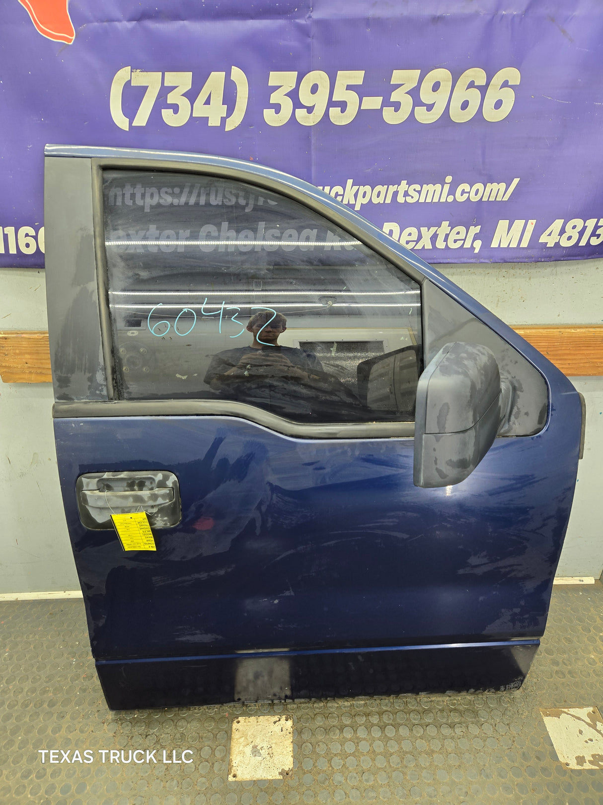 2004-2008 Ford F150 Crew Cab Passenger Side Front Door RH