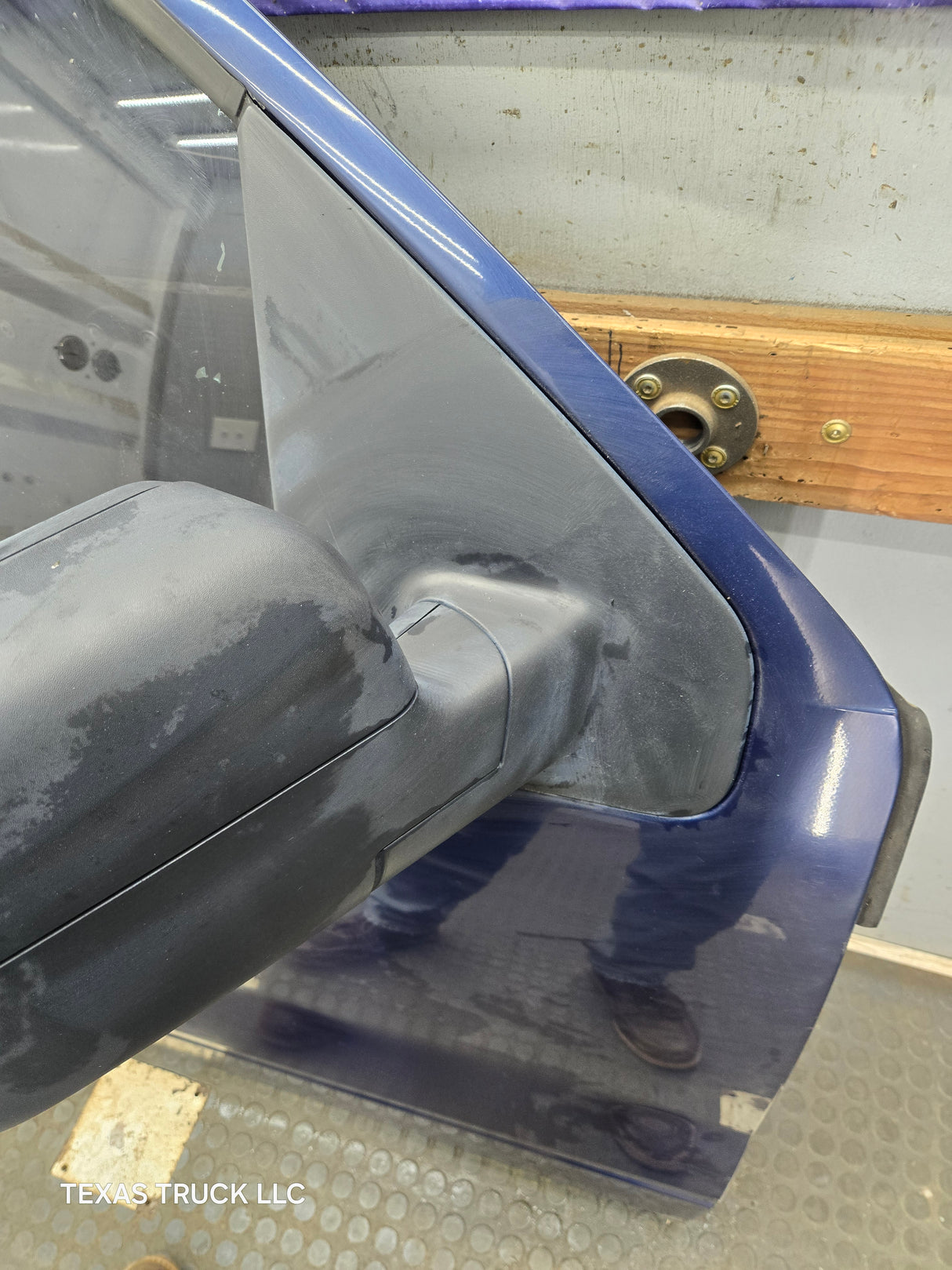 2004-2008 Ford F150 Crew Cab Passenger Side Front Door RH