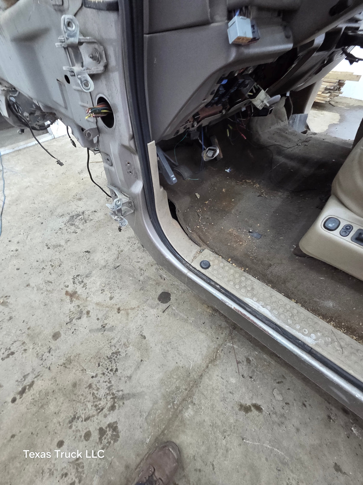 1999-2007 Ford Super Duty F250 F350 F450 F550 XLT 4 Door Crew Cab
