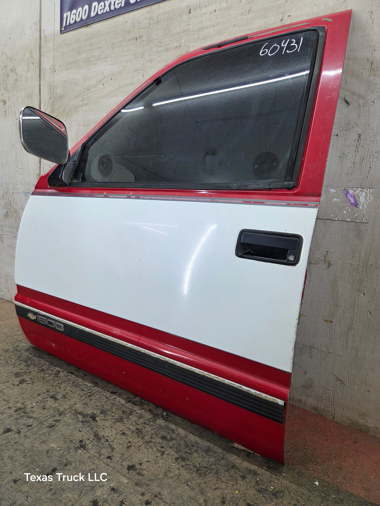 1988-2000 Chevrolet Silverado Suburban GMC Sierra LH Front Driver Side Door