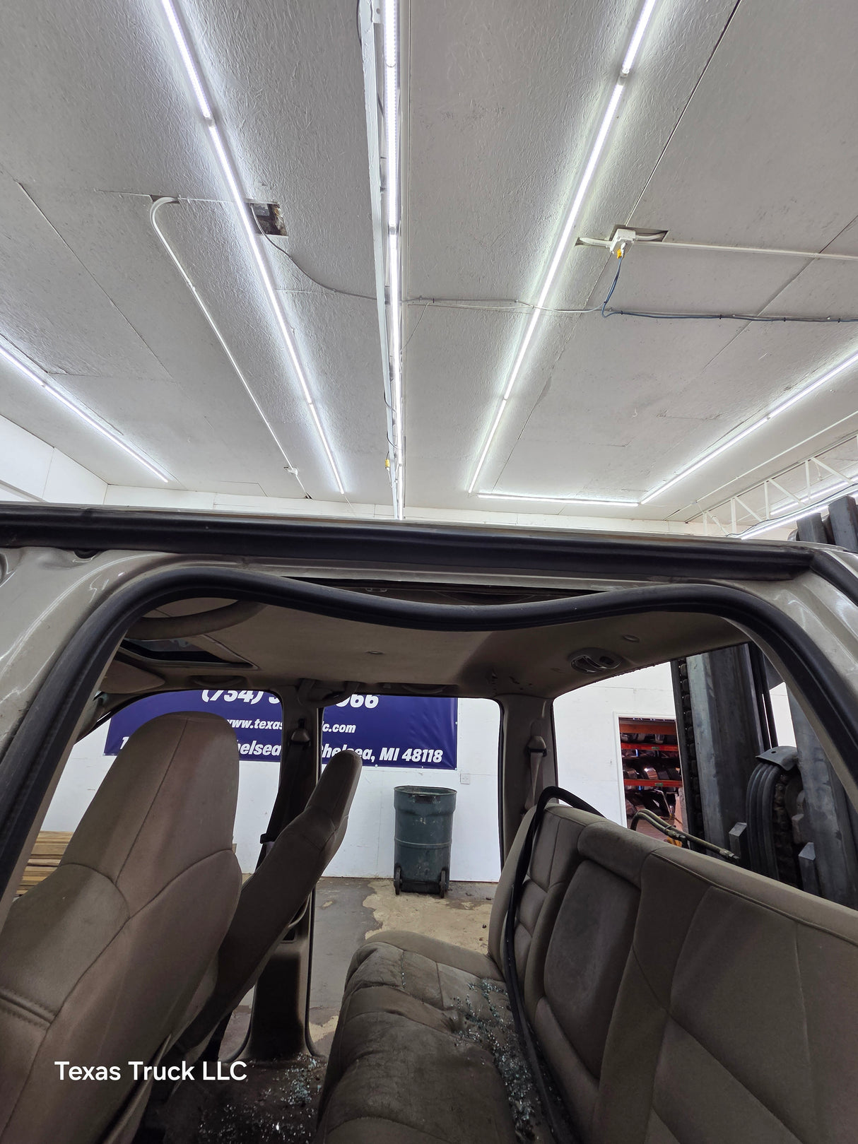 1999-2007 Ford Super Duty F250 F350 F450 F550 XLT 4 Door Crew Cab