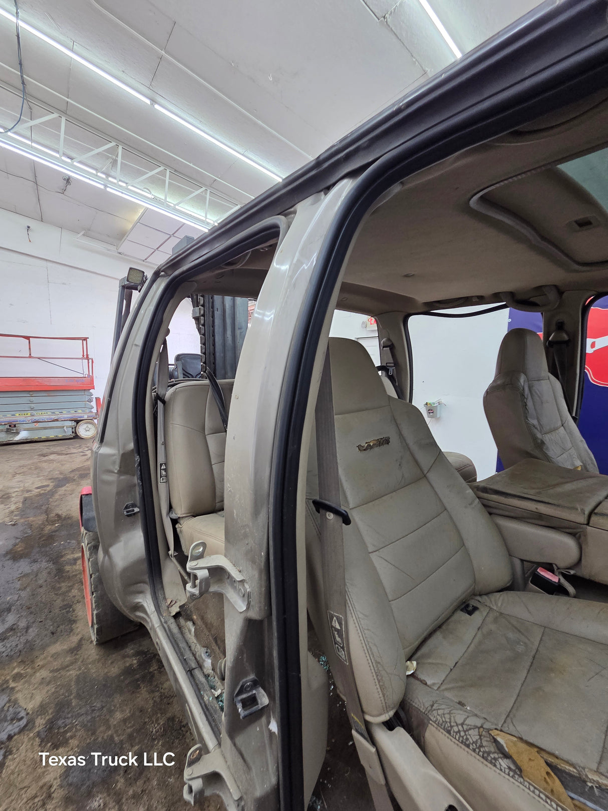 1999-2007 Ford Super Duty F250 F350 F450 F550 XLT 4 Door Crew Cab