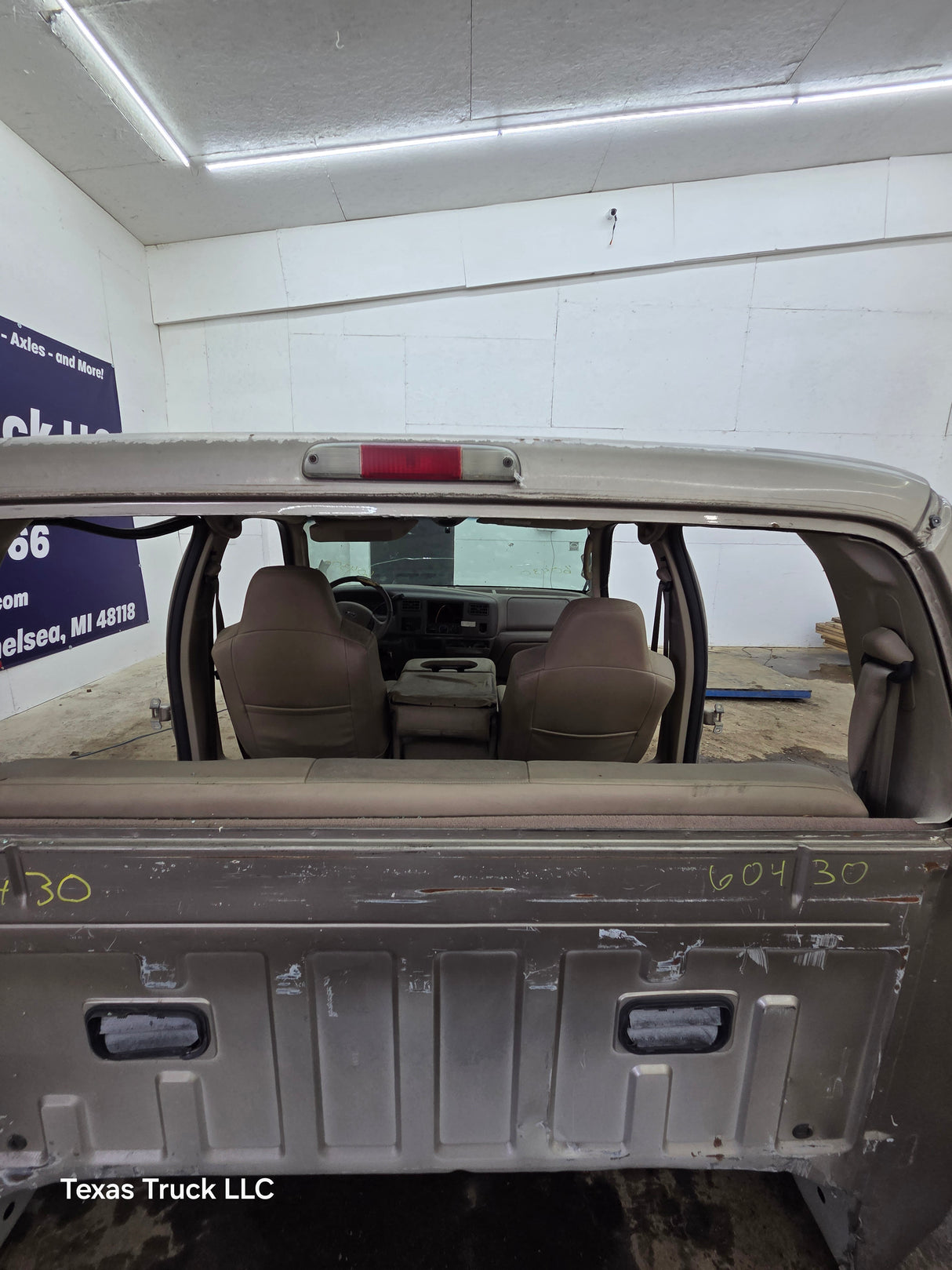 1999-2007 Ford Super Duty F250 F350 F450 F550 XLT 4 Door Crew Cab