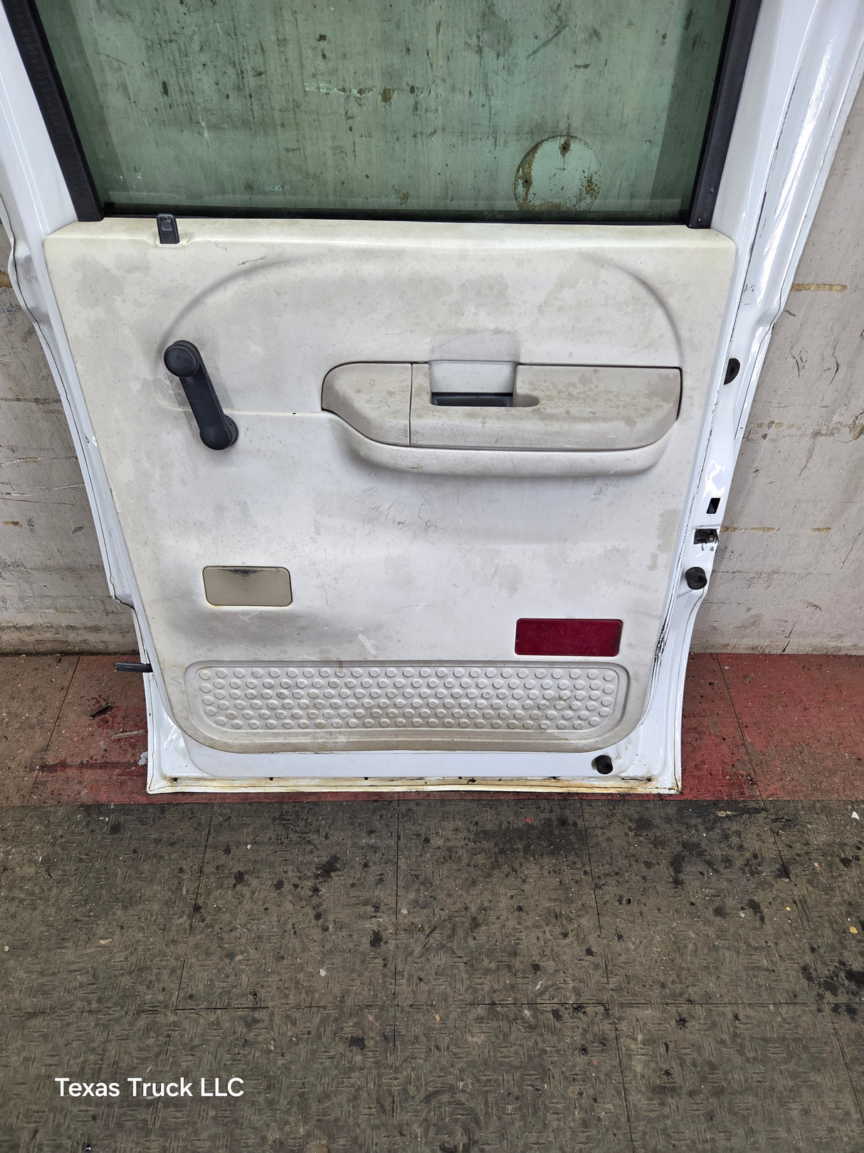 1999-2011 Ford Super Duty F250 F350 F450 F550 RH Crew Cab Passenger Side Rear Door
