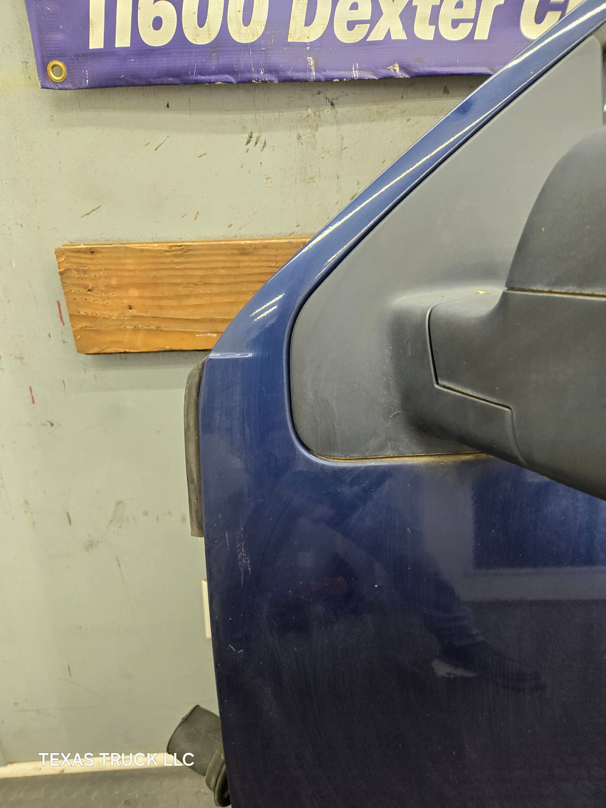 2004-2008 Ford F150 Crew Cab Driver Side Front Door LH