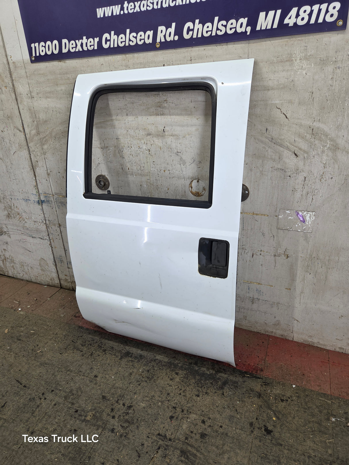 1999-2011 Ford Super Duty LH Driver Side Rear Crew Cab Door F250 F350 F450 F550