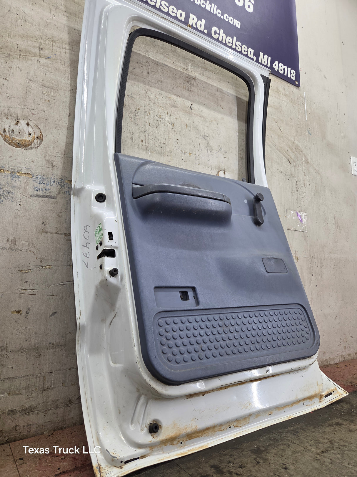 1999-2011 Ford Super Duty LH Driver Side Rear Crew Cab Door F250 F350 F450 F550