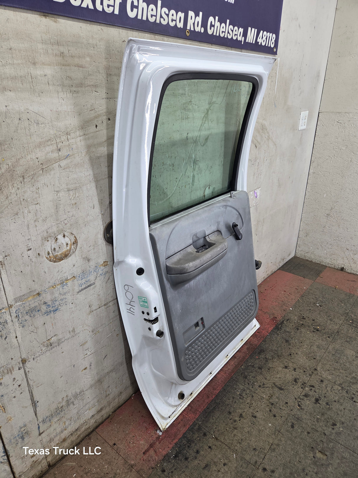 1999-2011 Ford Super Duty LH Driver Side Rear Crew Cab Door F250 F350 F450 F550