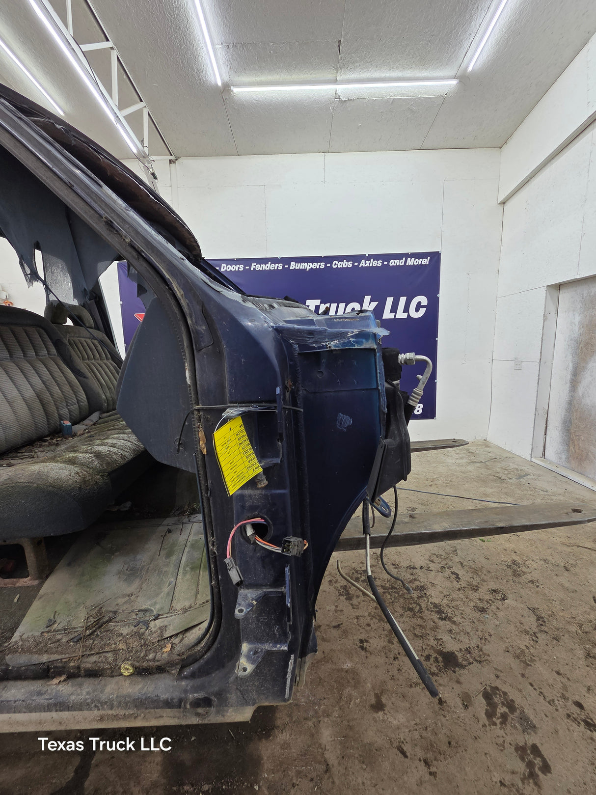1988-2000 Chevrolet Silverado GMC Sierra Regular Cab