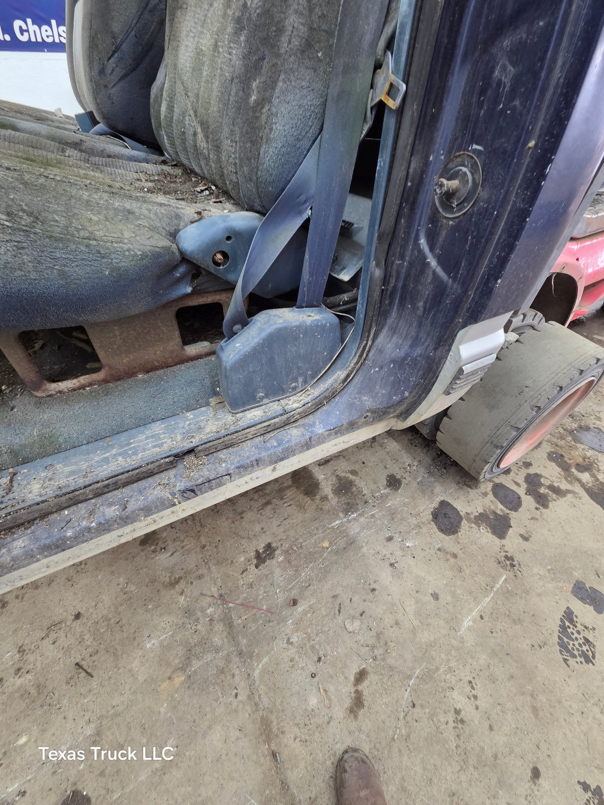 1988-2000 Chevrolet Silverado GMC Sierra Regular Cab