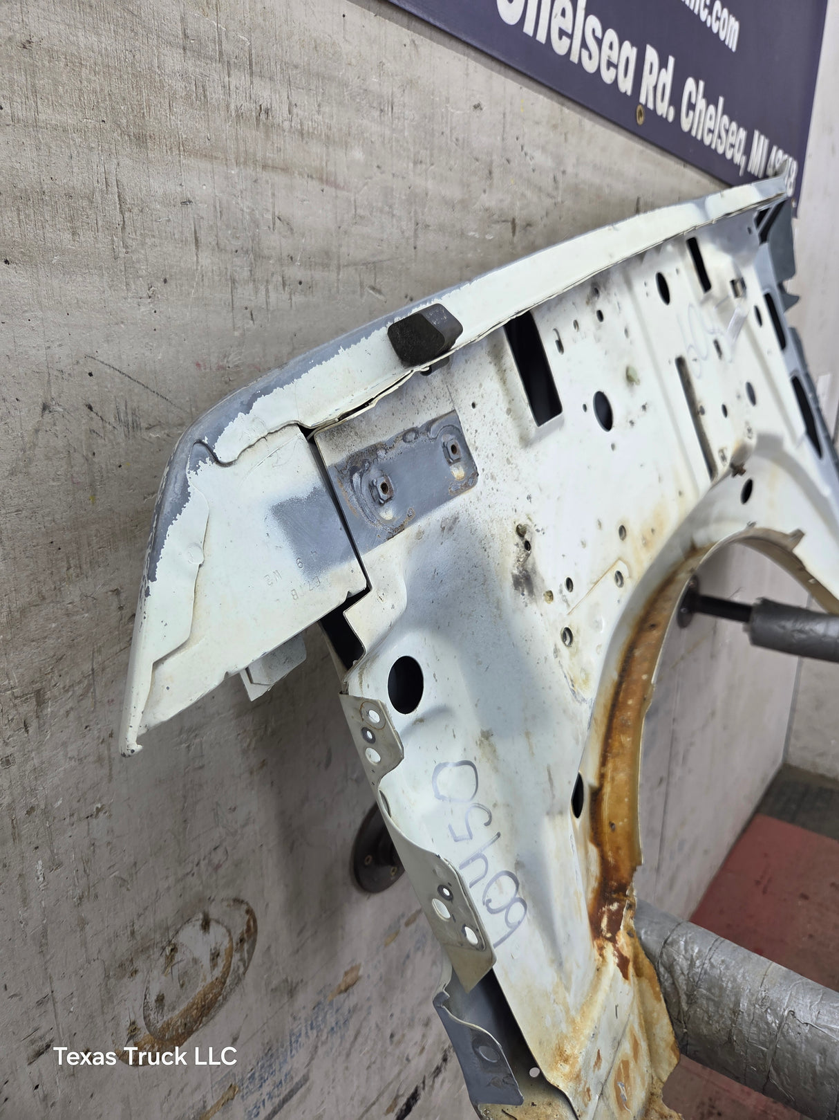 1987-1991 Ford F-150 F-250 F-350 F-450 F-550 Passenger side Fender