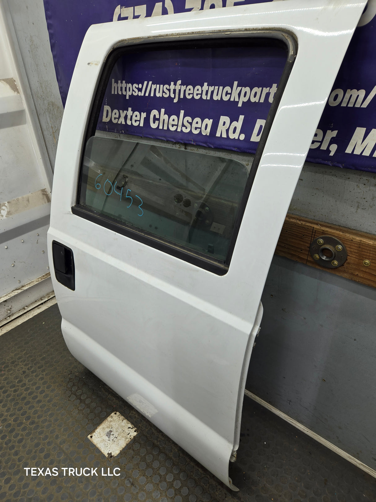 1999-2007 Ford Super Duty RH Passenger Side Rear Crew Cab Door F250 F350 F450 F550