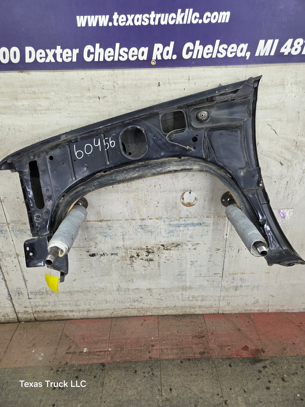 1988-1998 Chevrolet / GMC 1500 2500 3500 Right Hand Passenger Side Front Fender