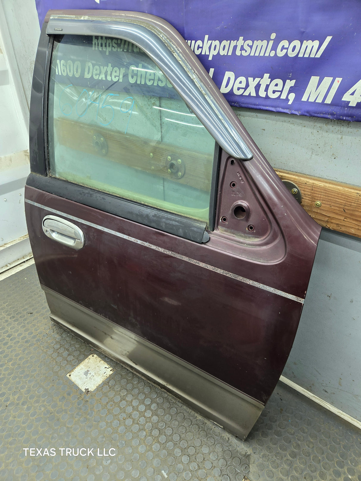 1997-2003 Ford F150 Crew Cab Passenger Side RH Front Door