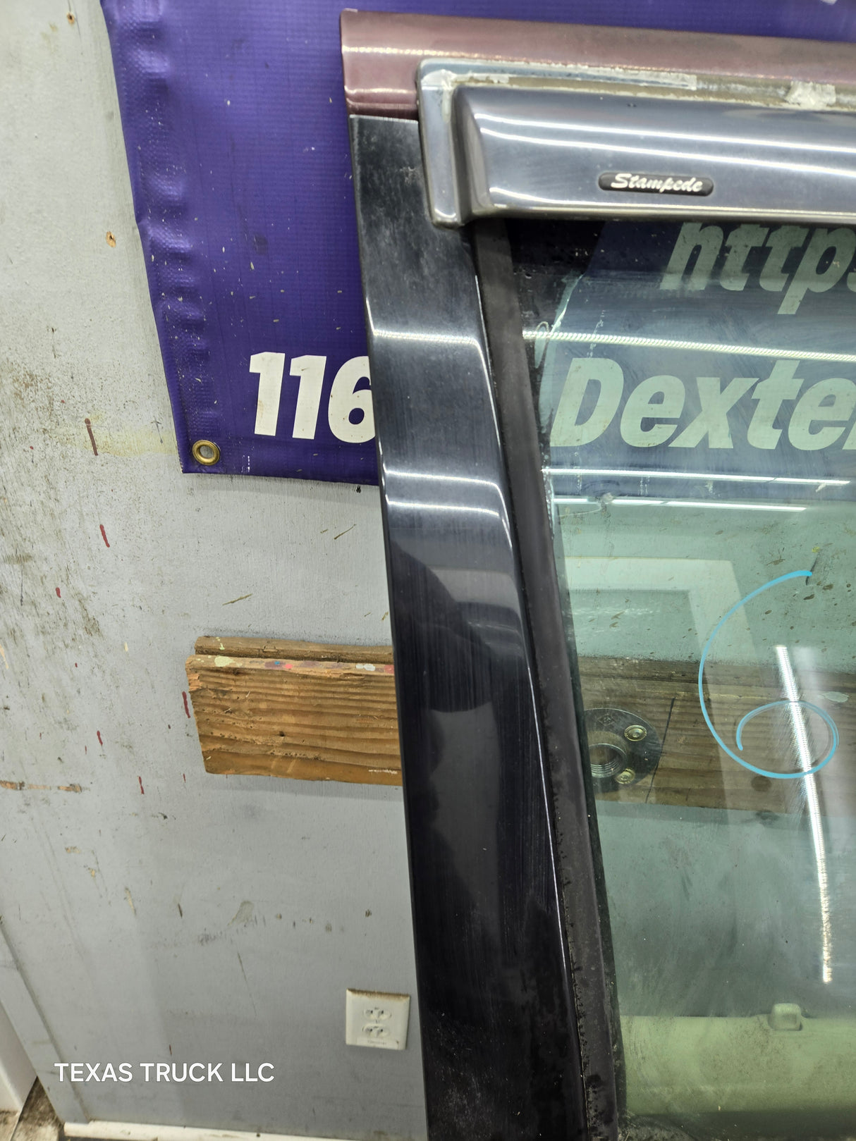 1997-2003 Ford F150 Crew Cab Passenger Side RH Front Door