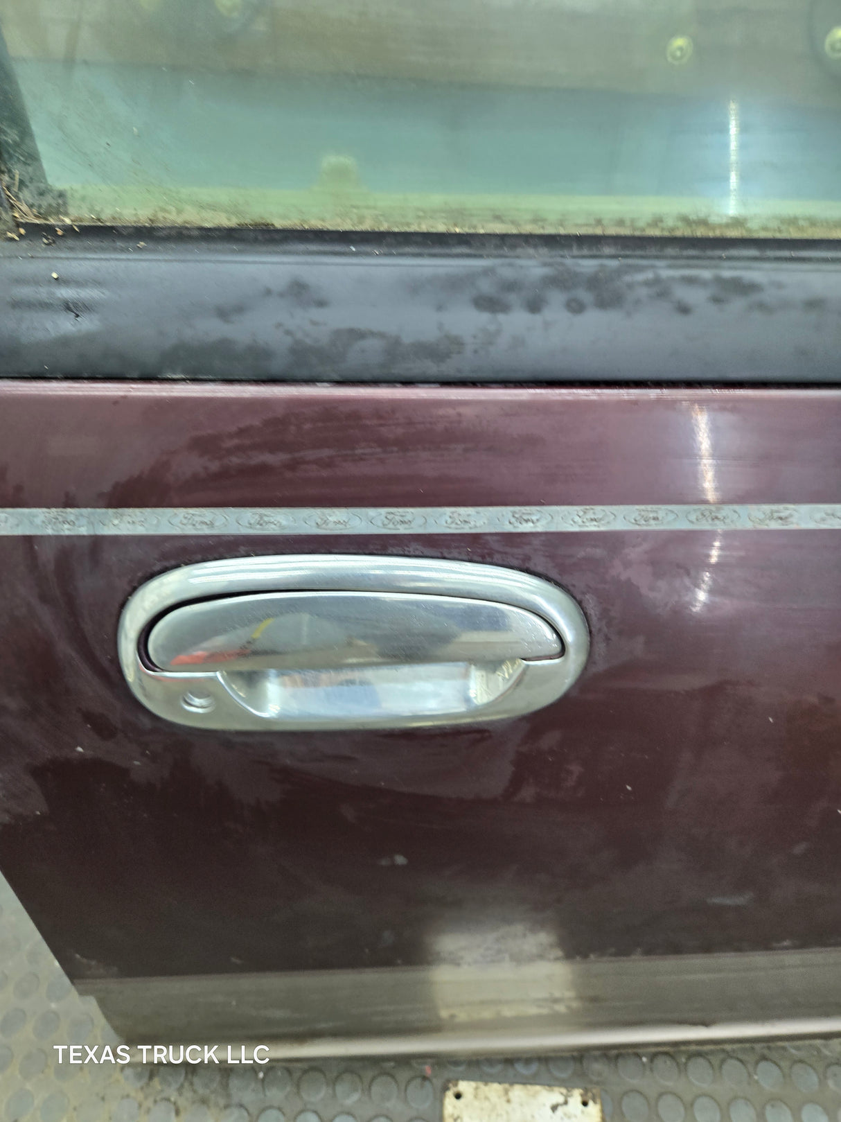 1997-2003 Ford F150 Crew Cab Passenger Side RH Front Door