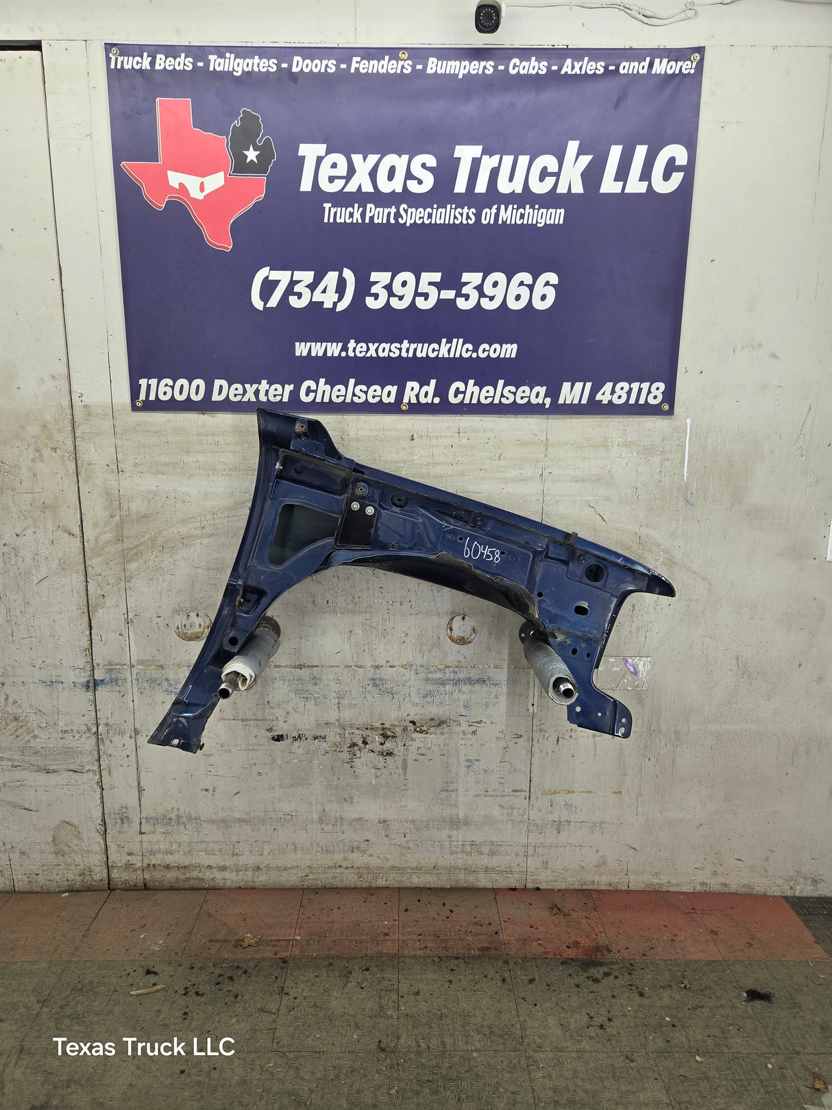 1999-2002 Chevrolet Silverado / Tahoe / Suburban 1500 2500 3500 HD LH Driver Side Front Fender