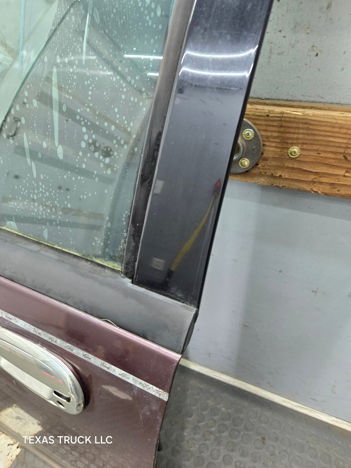1997-2003 Ford F150 Crew Cab Driver Side LH Front Door