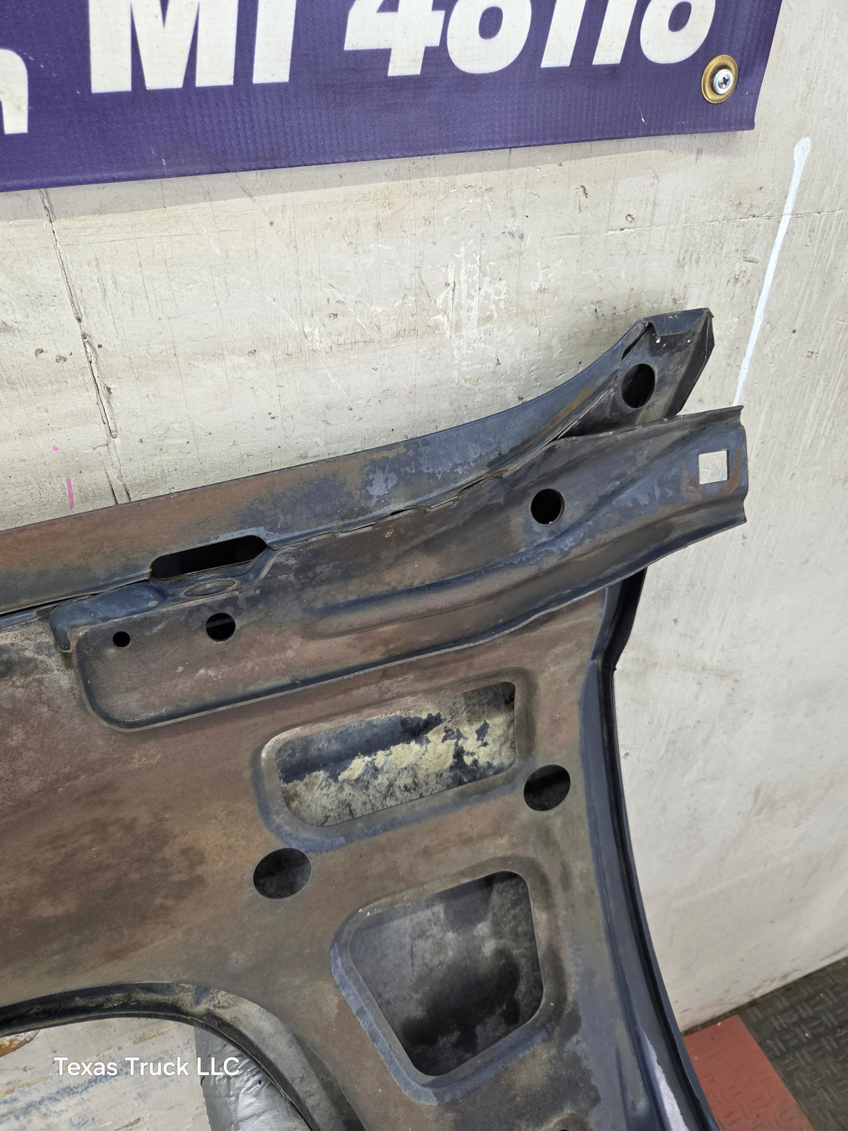 1981-1991 Chevrolet Silverado / GMC Sierra Square body PASSENGER FENDER C10 C20 C30 Suburban K5 K10 K20 Blazer