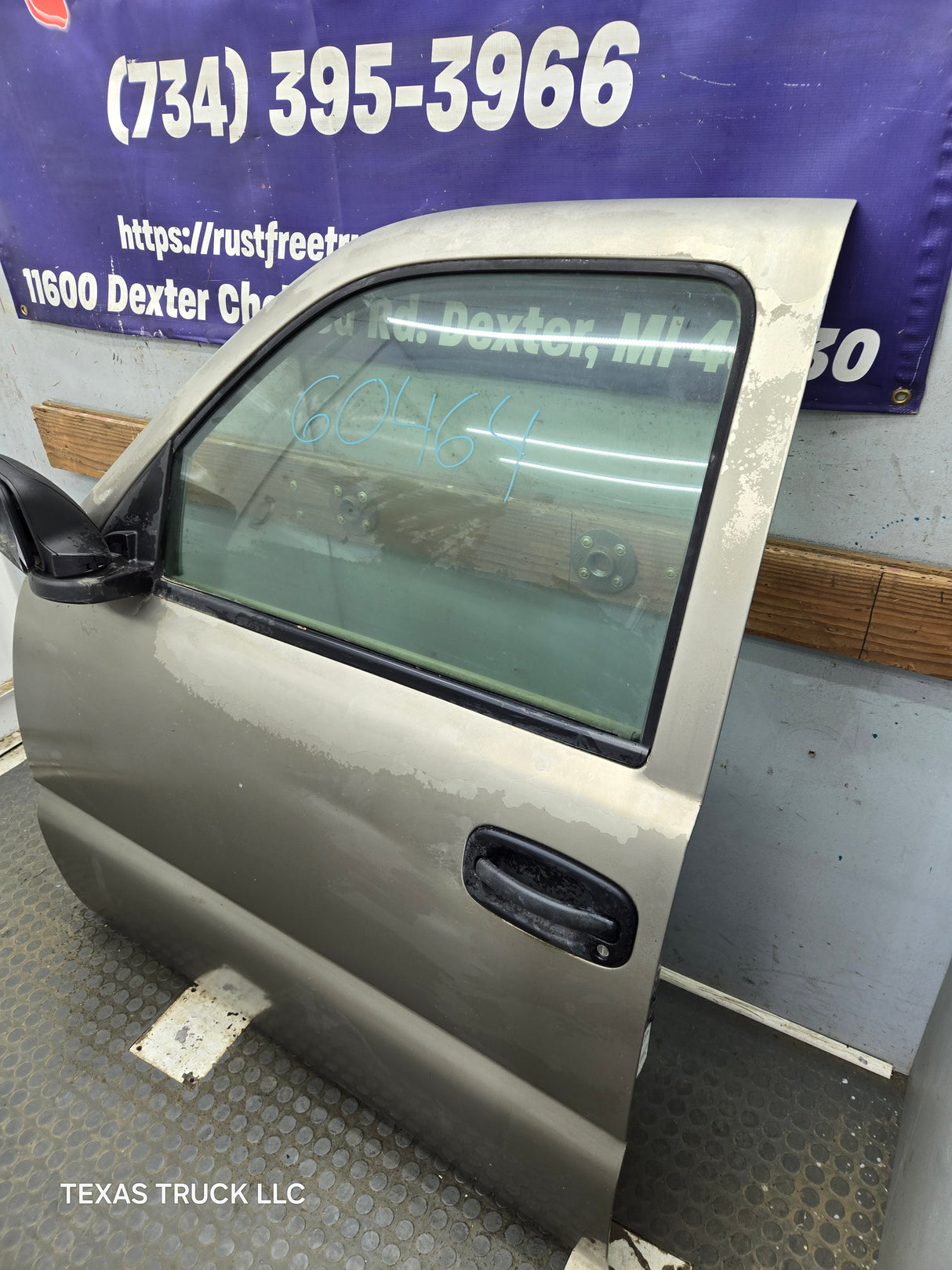 1999-2006 Chevrolet Silverado / GMC Sierra 1500 2500 3500 HD Front Driver Side Door LH