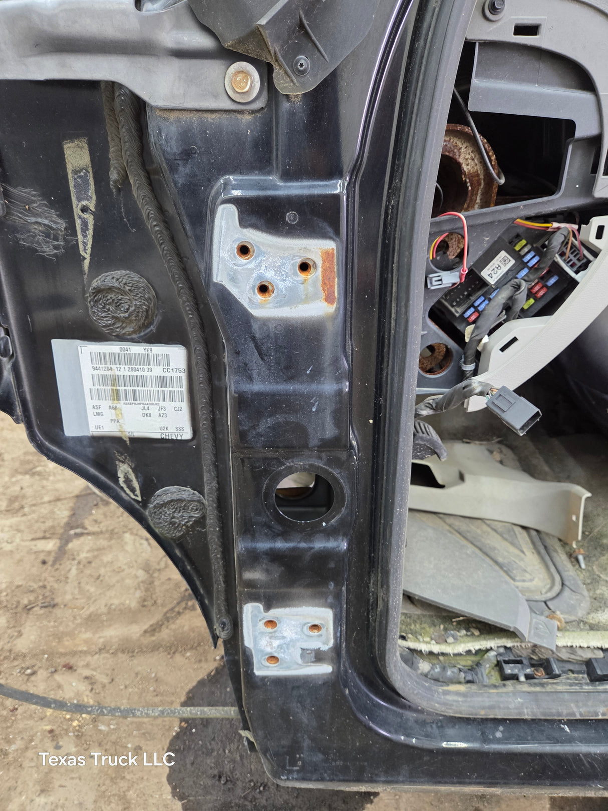 2007-2013 Chevrolet Silverado / GMC Sierra 1500 2500 3500 HD Extended Cab