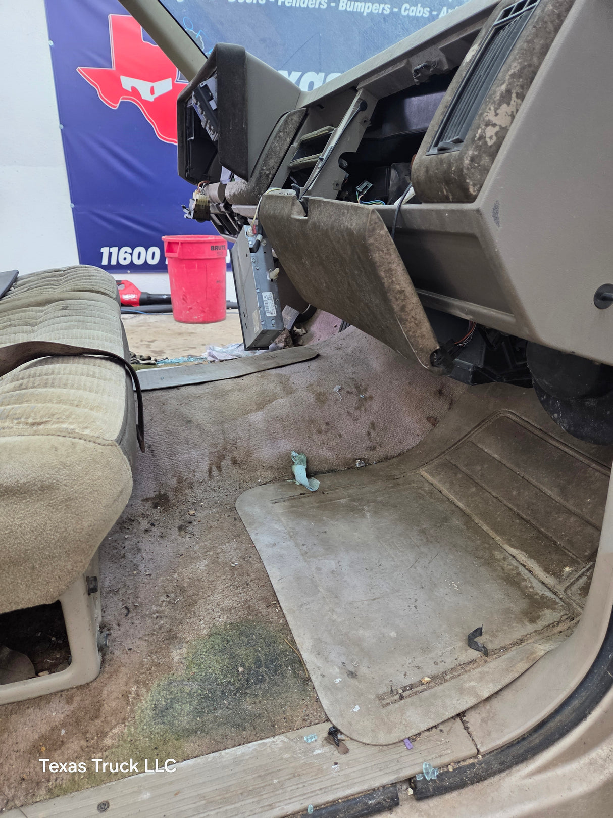 1988-2000 Chevrolet Silverado GMC Sierra Regular Cab