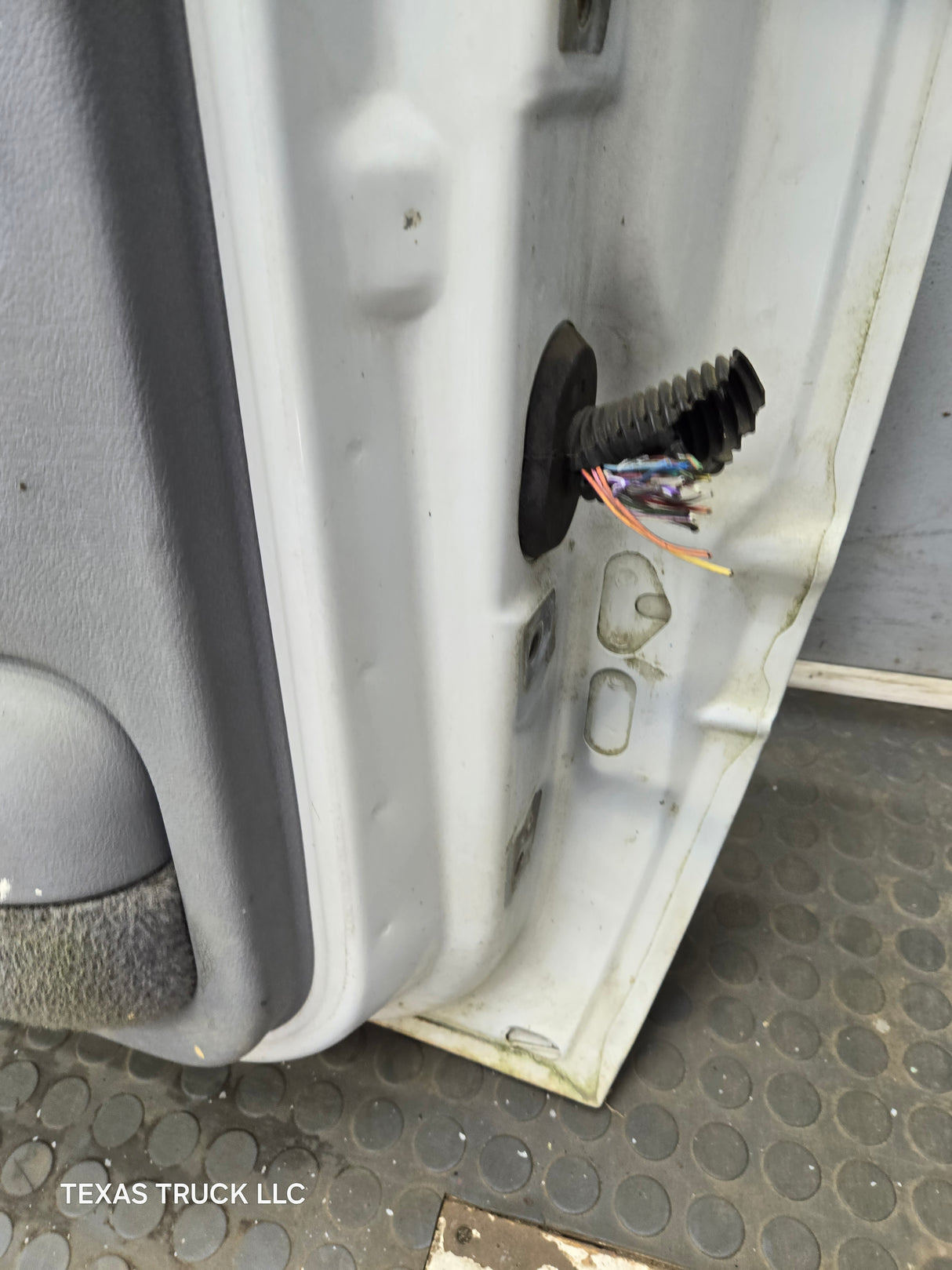 1994-2002 Dodge Ram 2nd Gen Quad Cab 4 Door Square Corner LH Driver Side Door