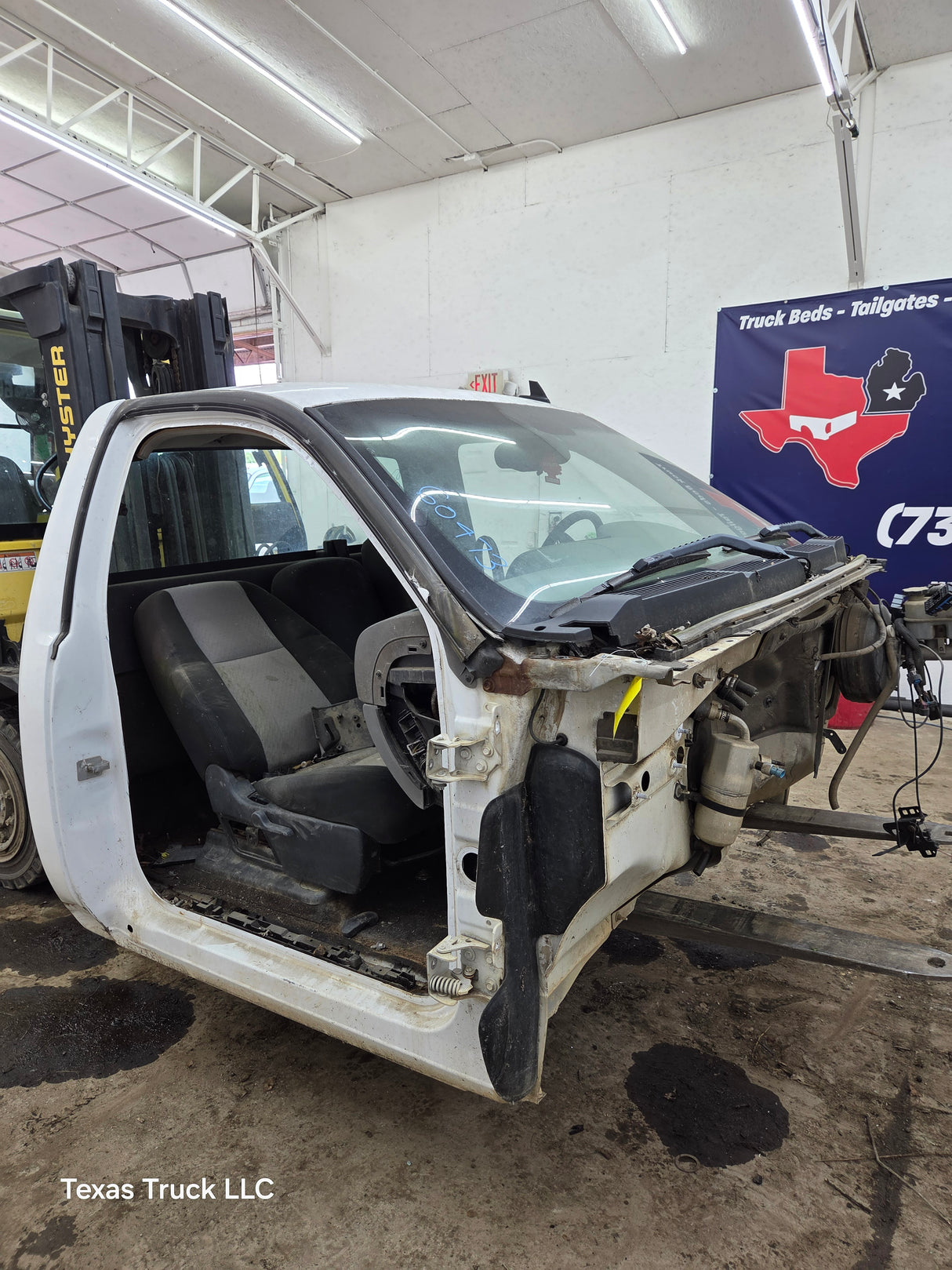 2007-2013 Chevrolet Silverado / GMC Sierra 1500 2500 3500 HD Regular Cab