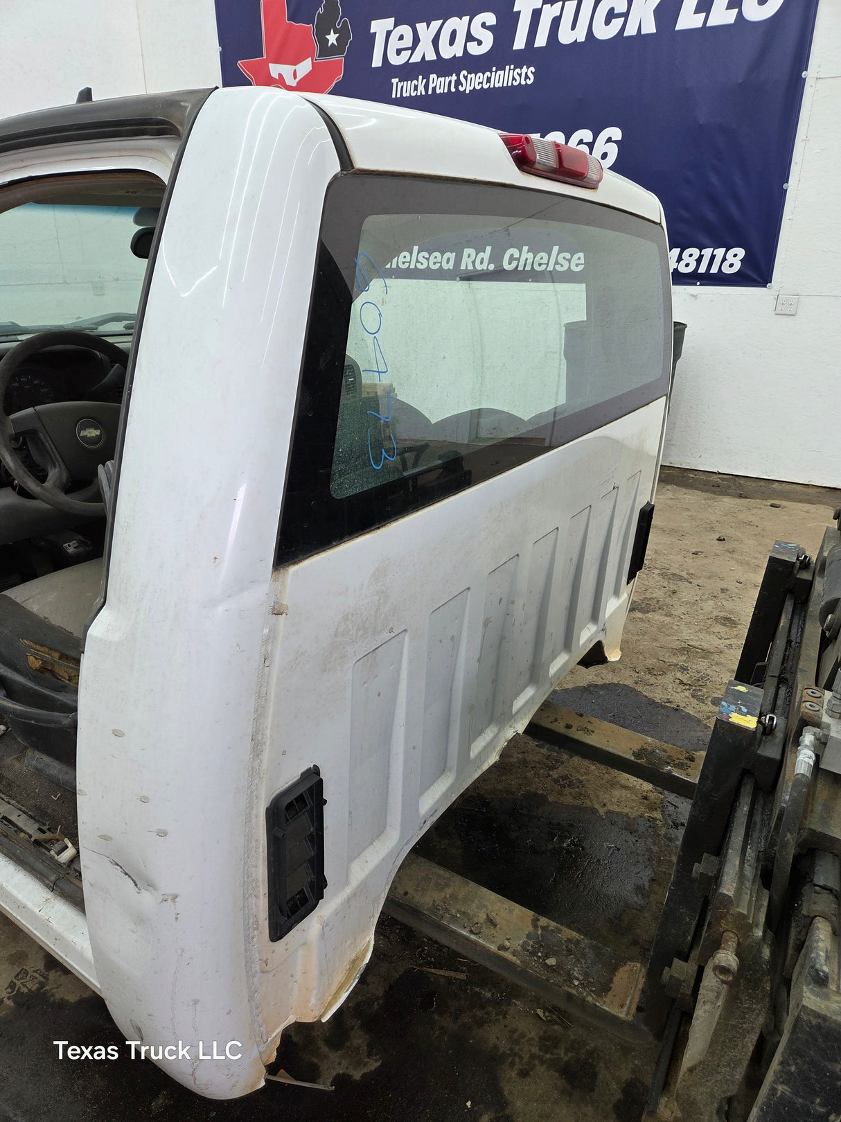 2007-2013 Chevrolet Silverado / GMC Sierra 1500 2500 3500 HD Regular Cab