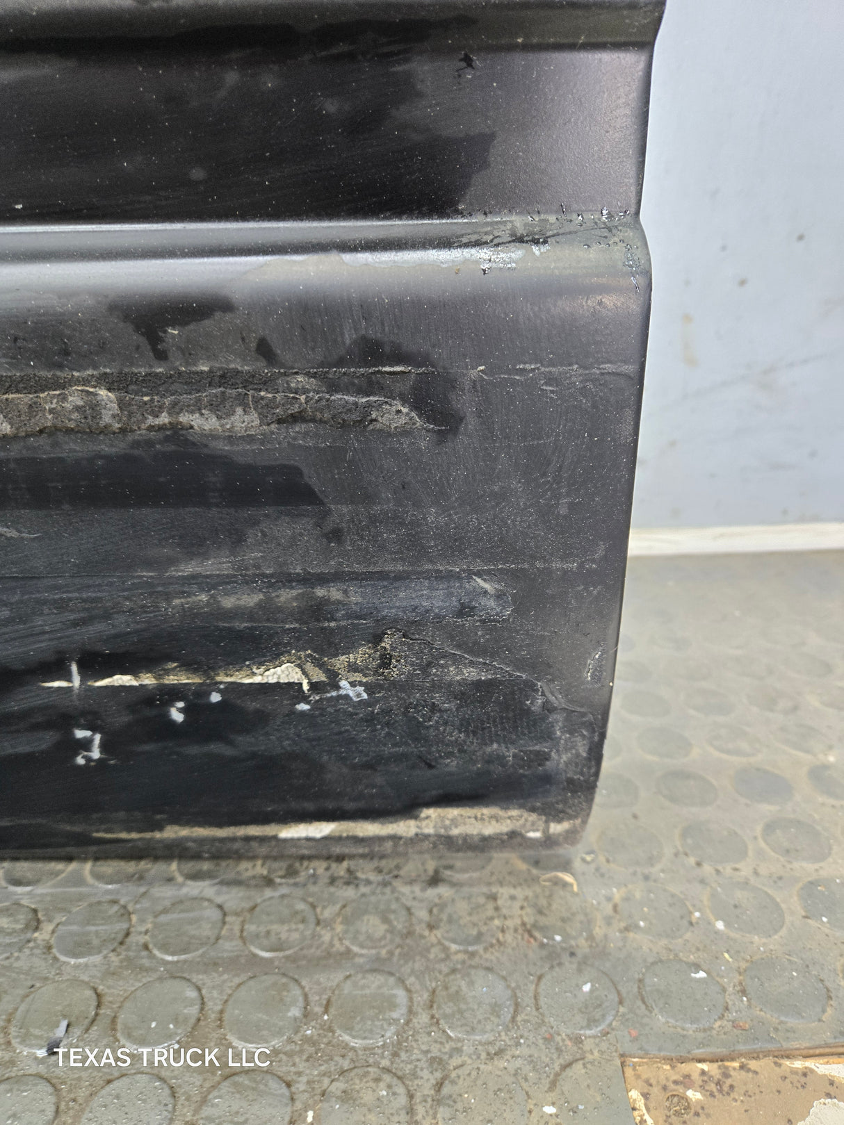 1988-2000 Chevrolet Silverado Suburban GMC Sierra LH Front Driver Side Door