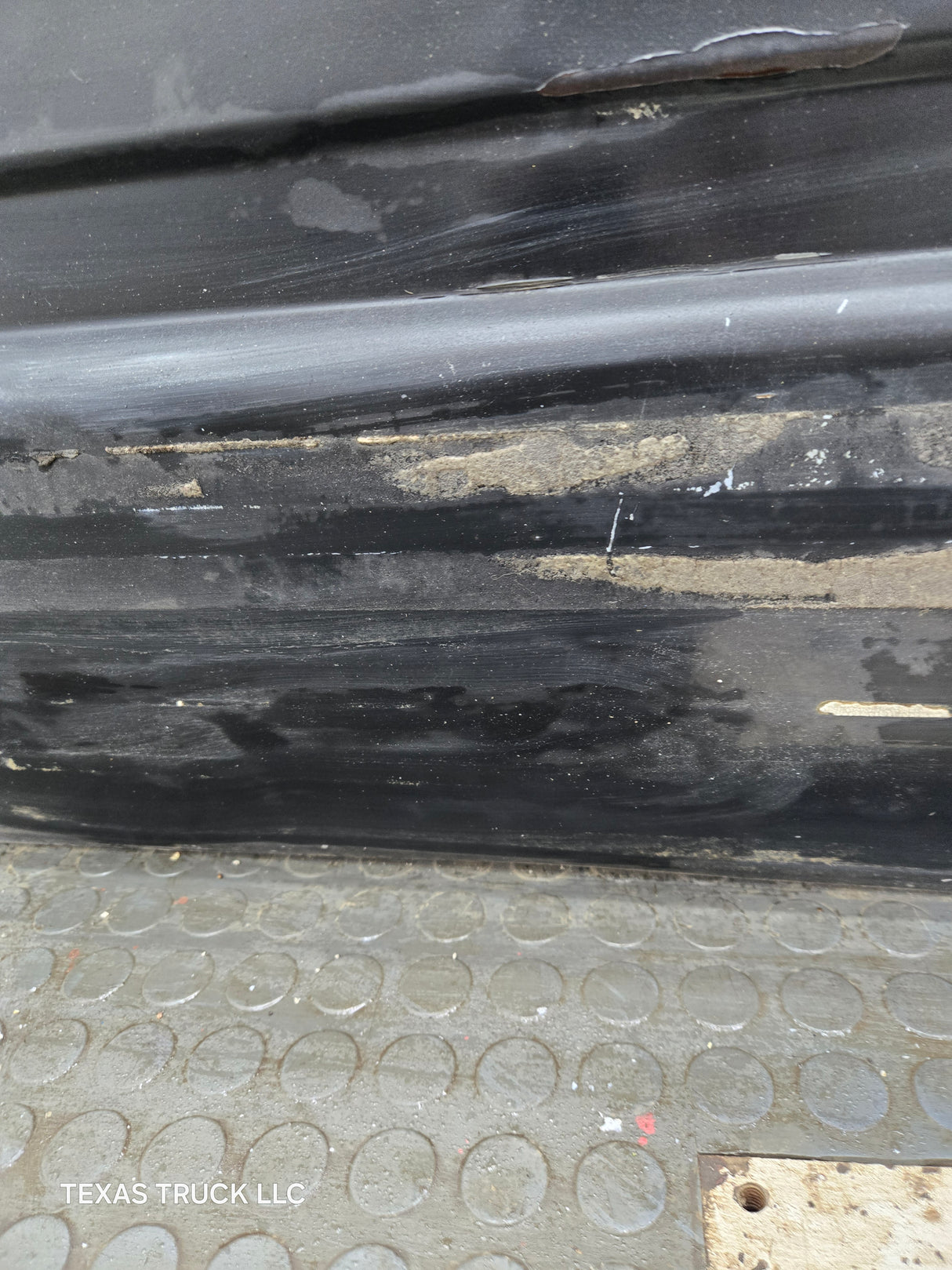 1988-2000 Chevrolet Silverado Suburban GMC Sierra LH Front Driver Side Door