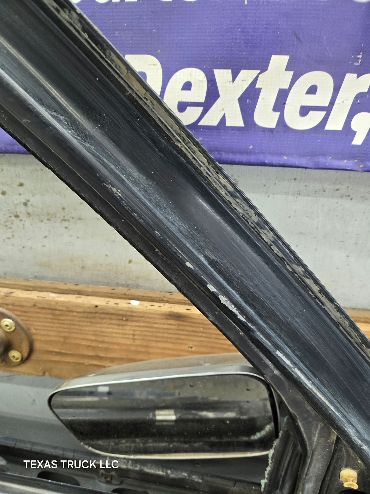 1988-2000 Chevrolet Silverado Suburban GMC Sierra LH Front Driver Side Door