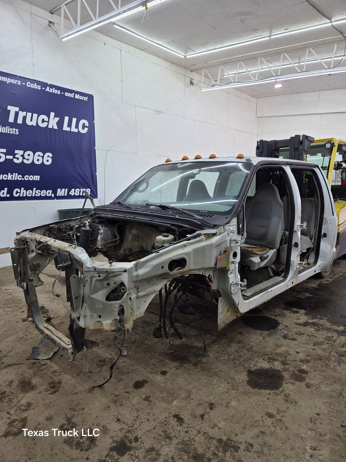 1999-2007 Ford Super Duty F250 F350 F450 F550 XLT 4 Door Crew Cab