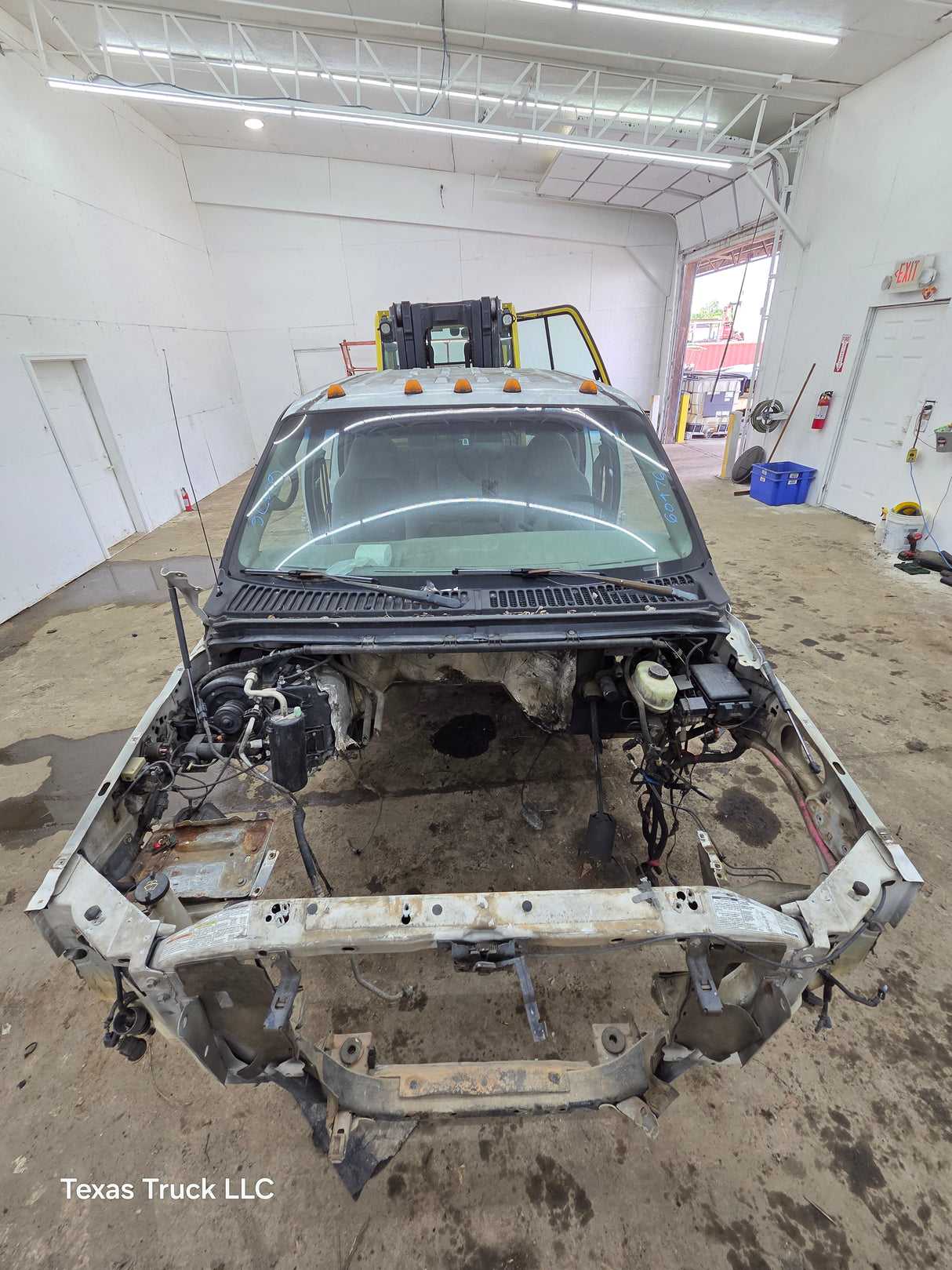 1999-2007 Ford Super Duty F250 F350 F450 F550 XLT 4 Door Crew Cab