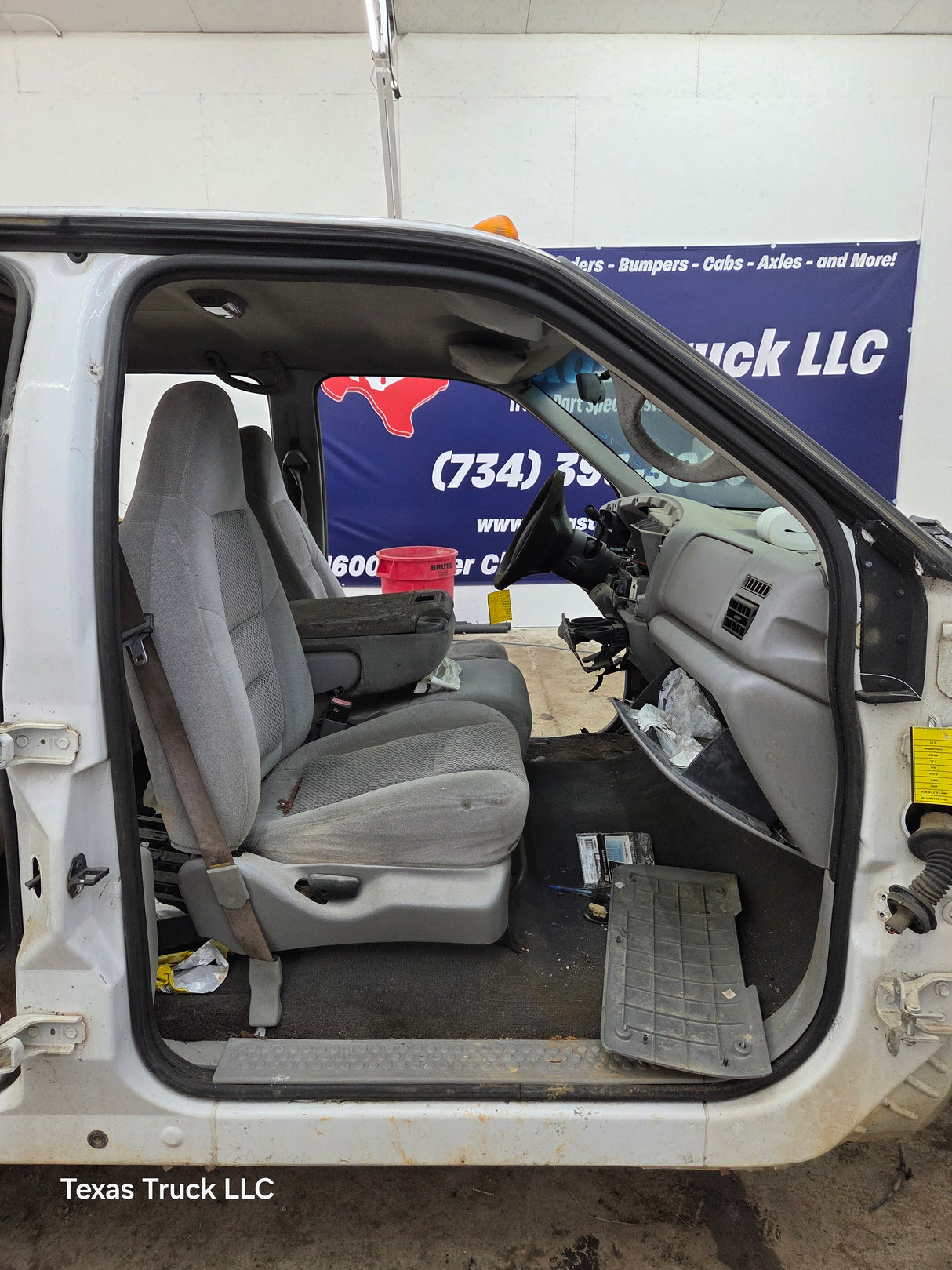 1999-2007 Ford Super Duty F250 F350 F450 F550 XLT 4 Door Crew Cab