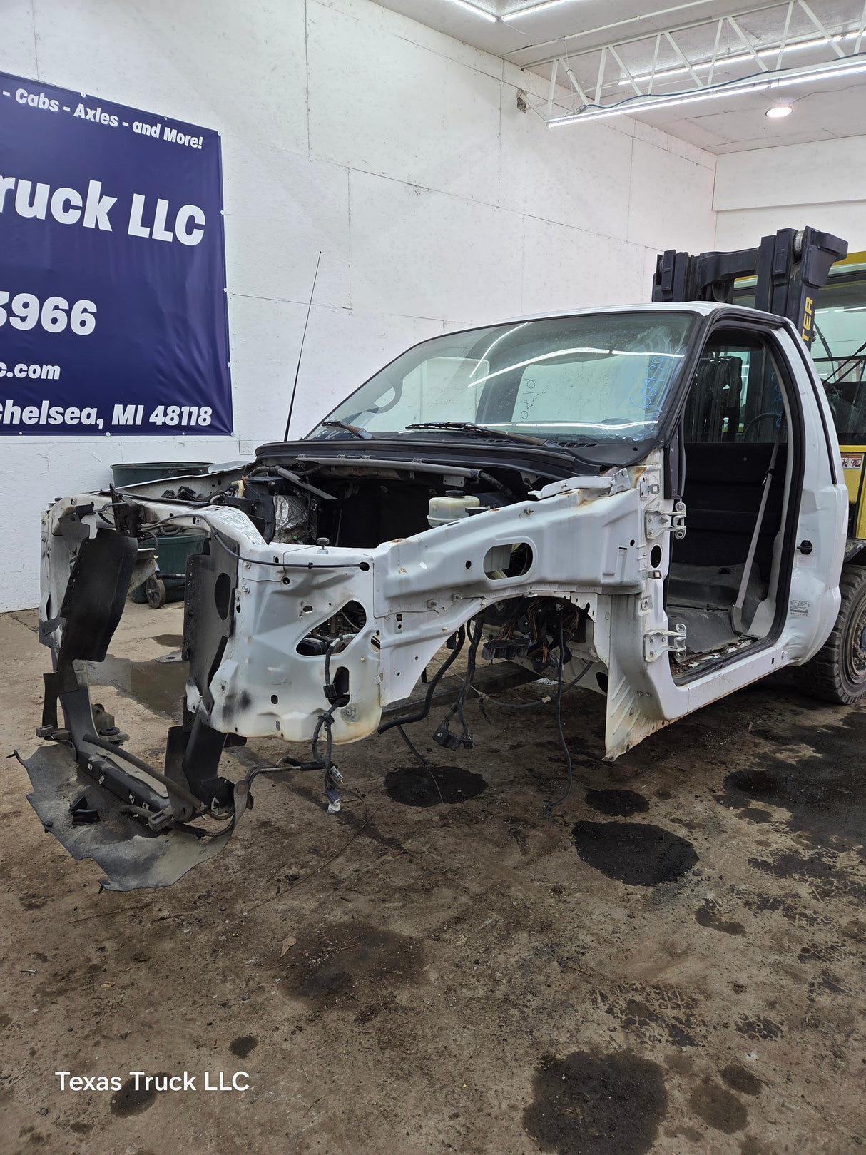 1999-2007 Ford Super Duty F250 F350 F450 F550 2 Door Regular Cab