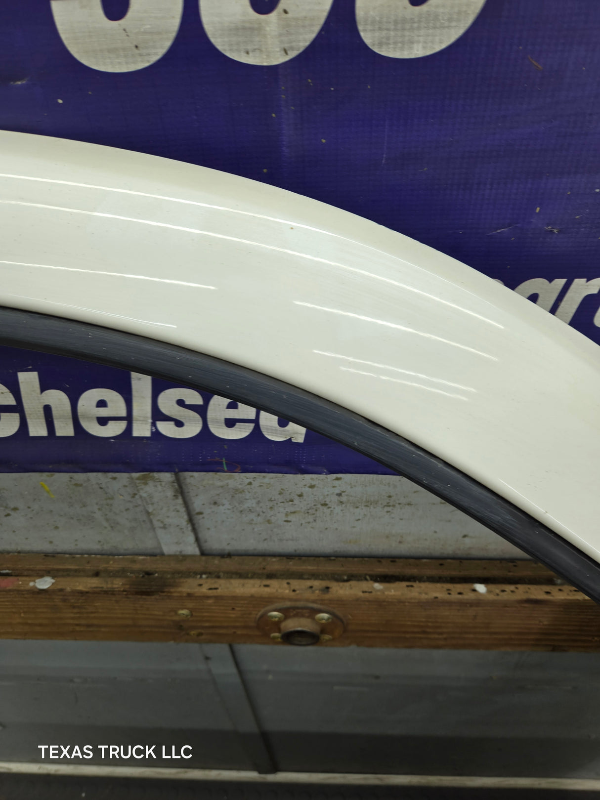 2007-2013 Chevrolet Silverado / GMC Sierra 1500 25000 3500 HD LH Front Passenger Side Door