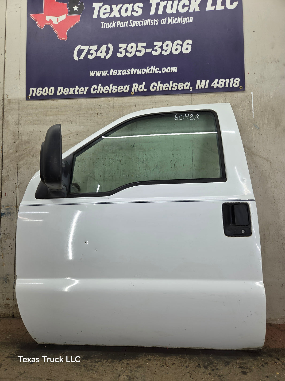 1999-2011 Ford Super Duty LH Driver Side Front Door F250 F350 F450 F550