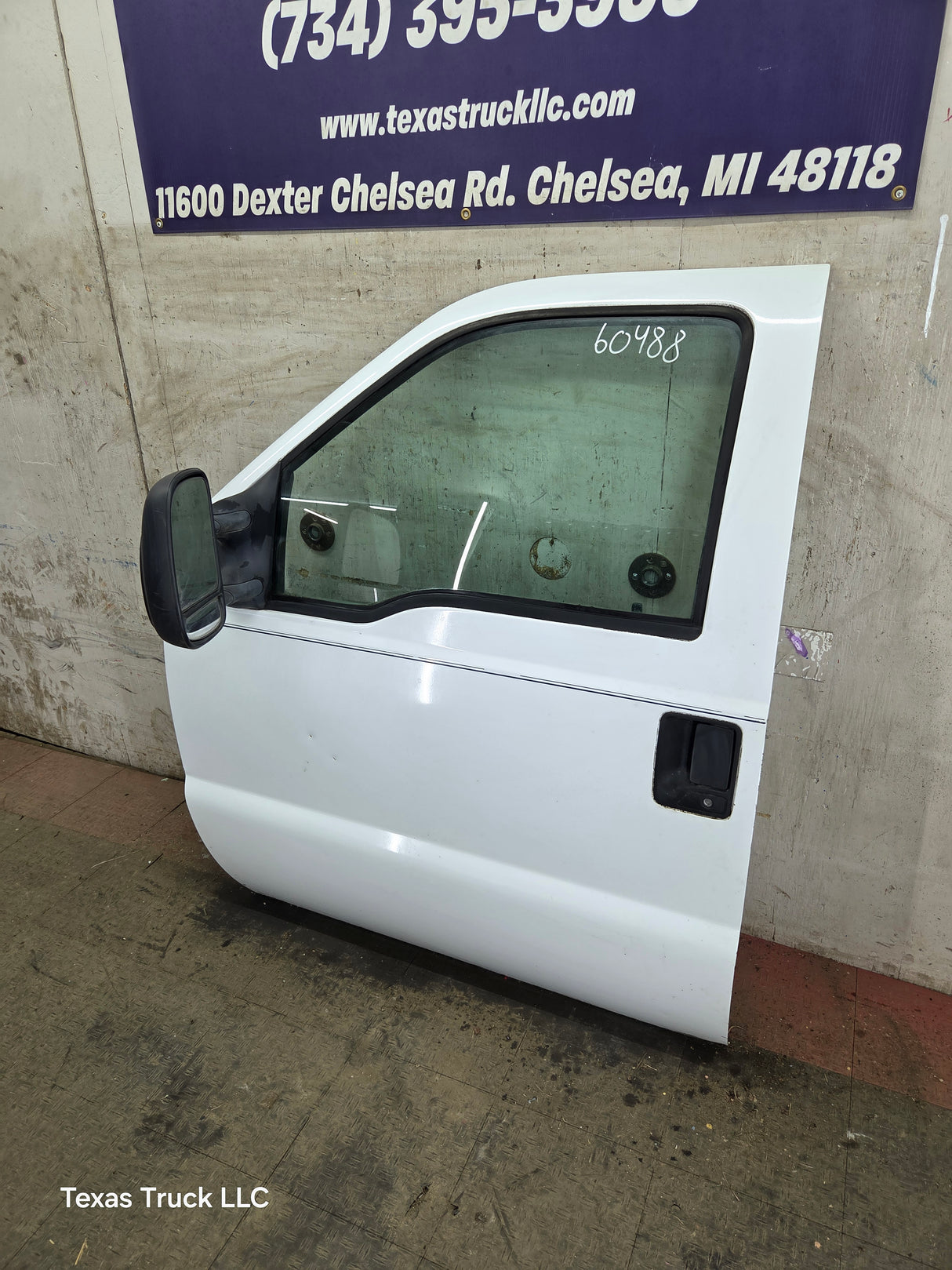 1999-2011 Ford Super Duty LH Driver Side Front Door F250 F350 F450 F550