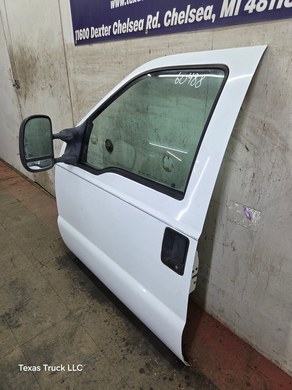 1999-2011 Ford Super Duty LH Driver Side Front Door F250 F350 F450 F550
