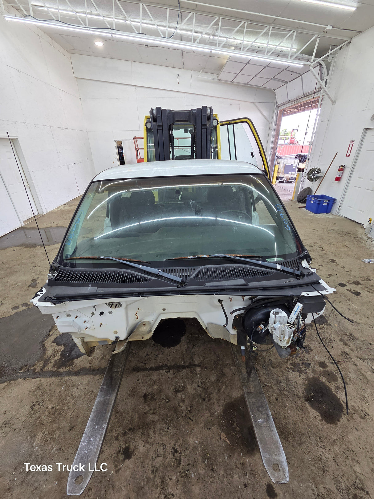 1999-2007 Chevrolet Silverado / GMC Sierra 1500 2500 HD 3500HD Regular Cab Body